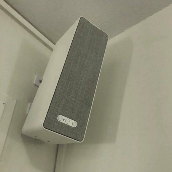 White SYMFONISK wall bracket & power supply cords BNIB - Picture 2 of 9